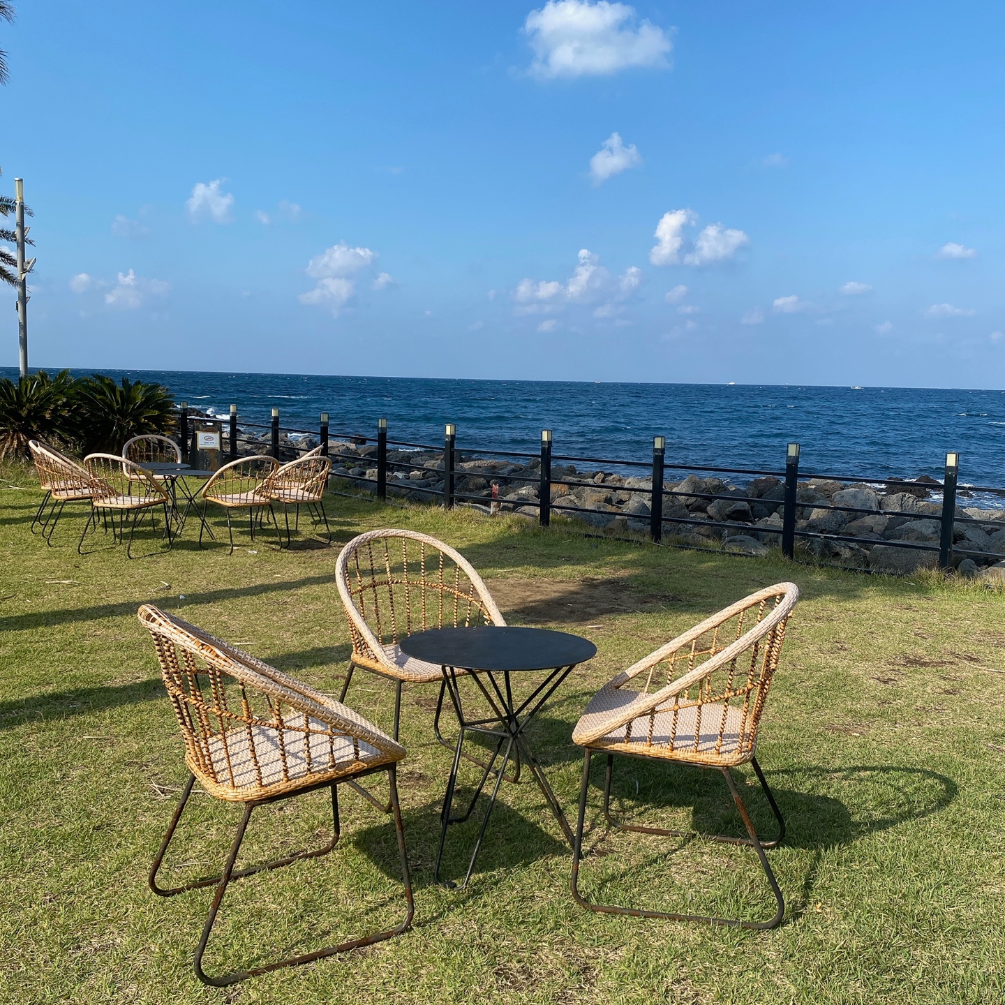 제주공항 용두암 용두암해변 비행기포토존 오션뷰 팡도르 시그니처메뉴 듀포레 대형카페 주차 리뷰 추천