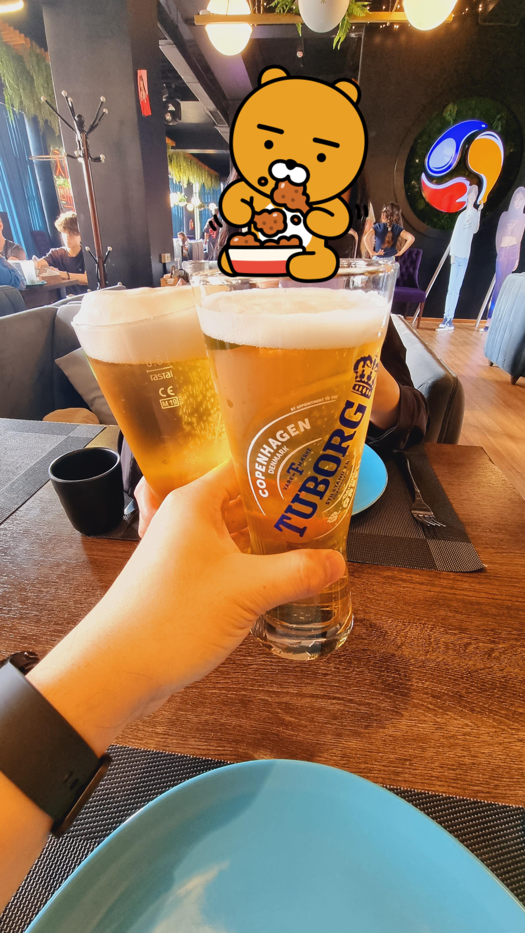 주문한 치킨과 맥주