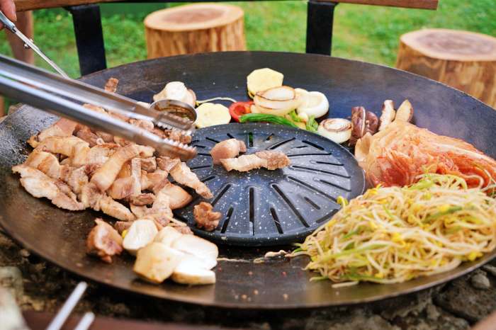 생방송 오늘저녁 한라산 뷰 캠핑장 서귀포 솥뚜껑 제주 흑돼지 바베큐 맛집