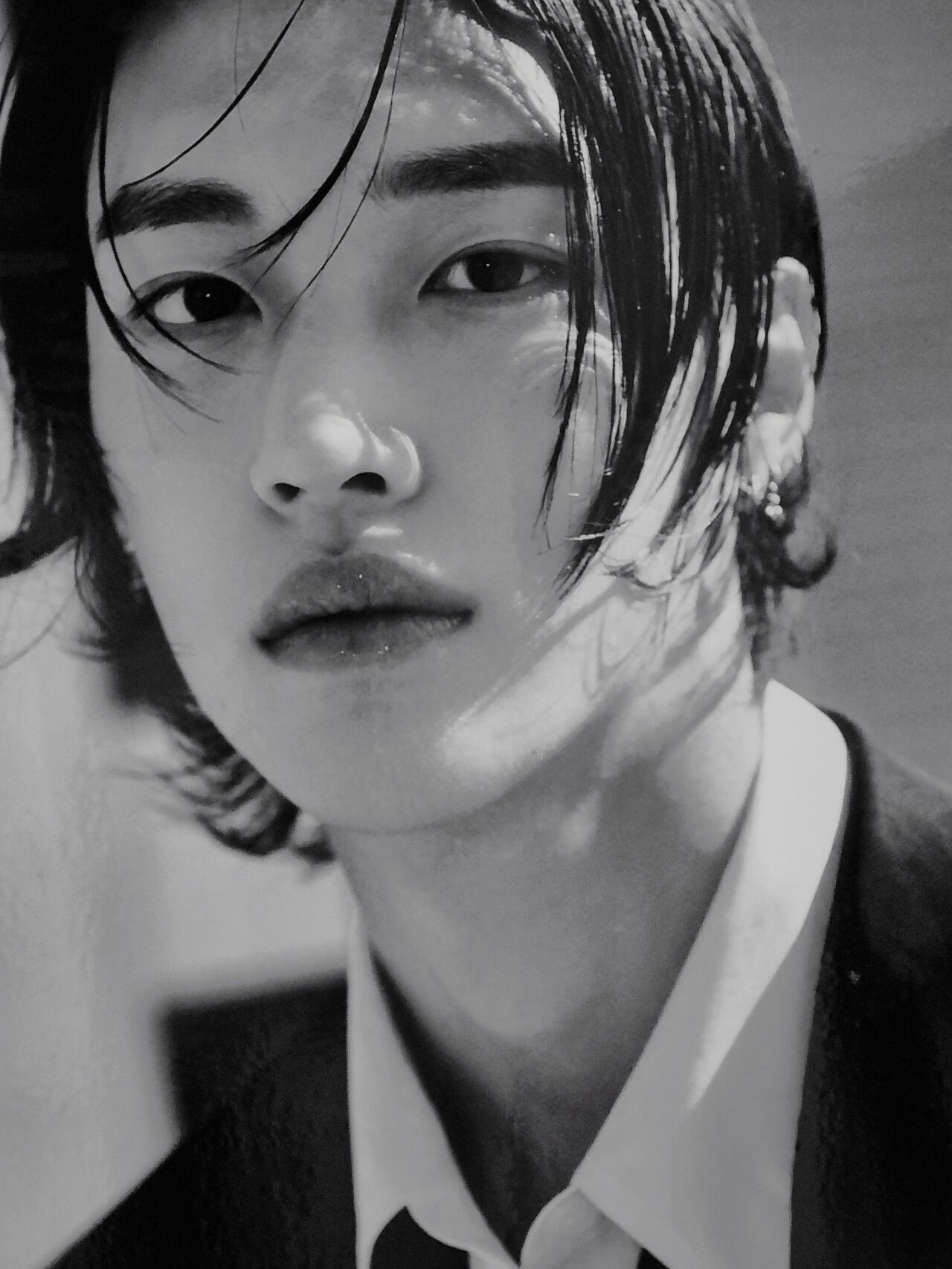 라이즈 원빈 흑백