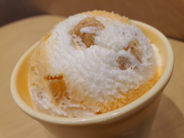 크림치즈 피치 타르트