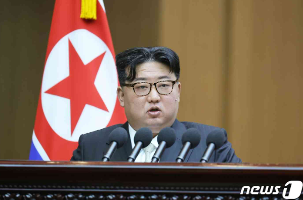 김정은 국방위원장