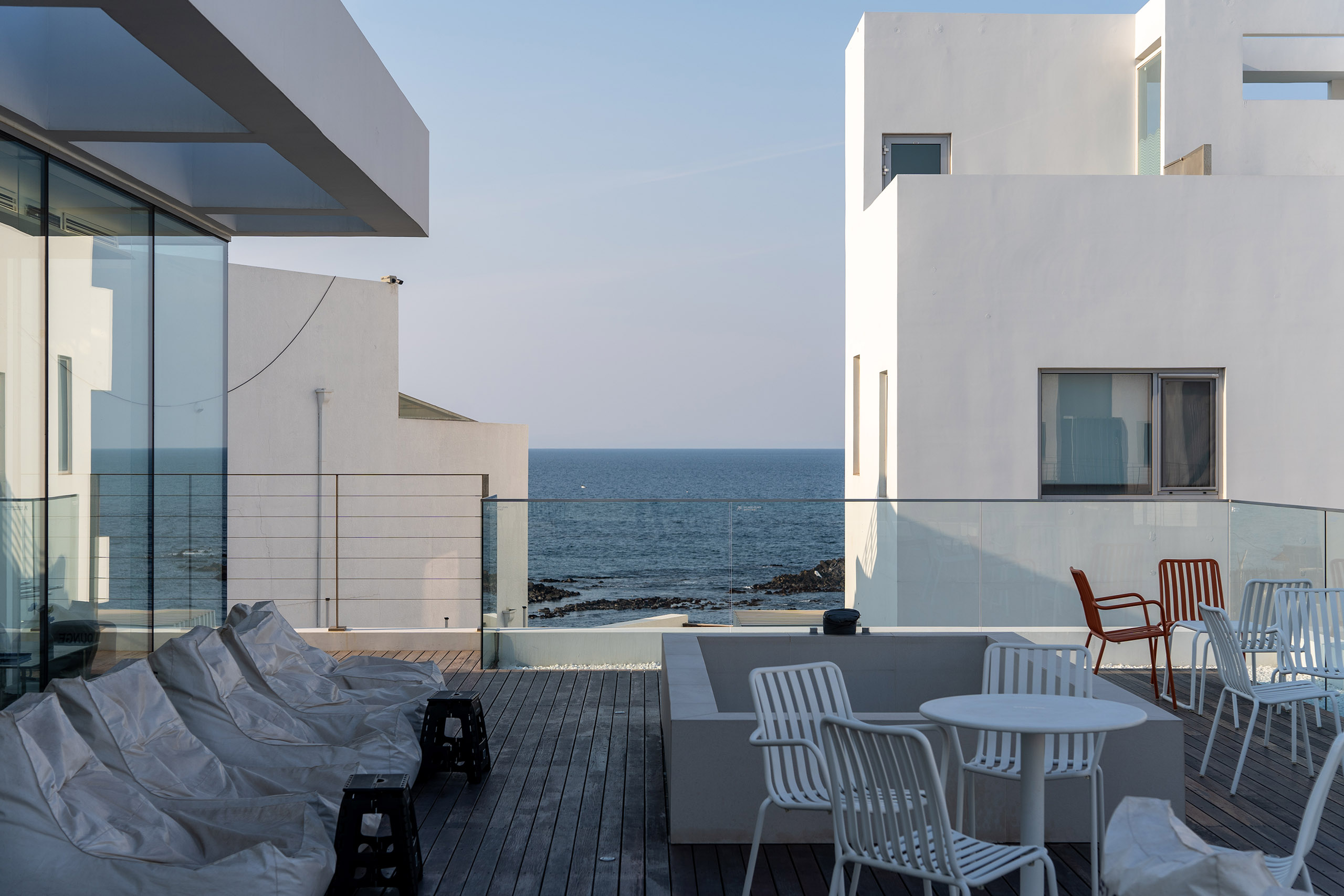 카페 케이프라운지 2층