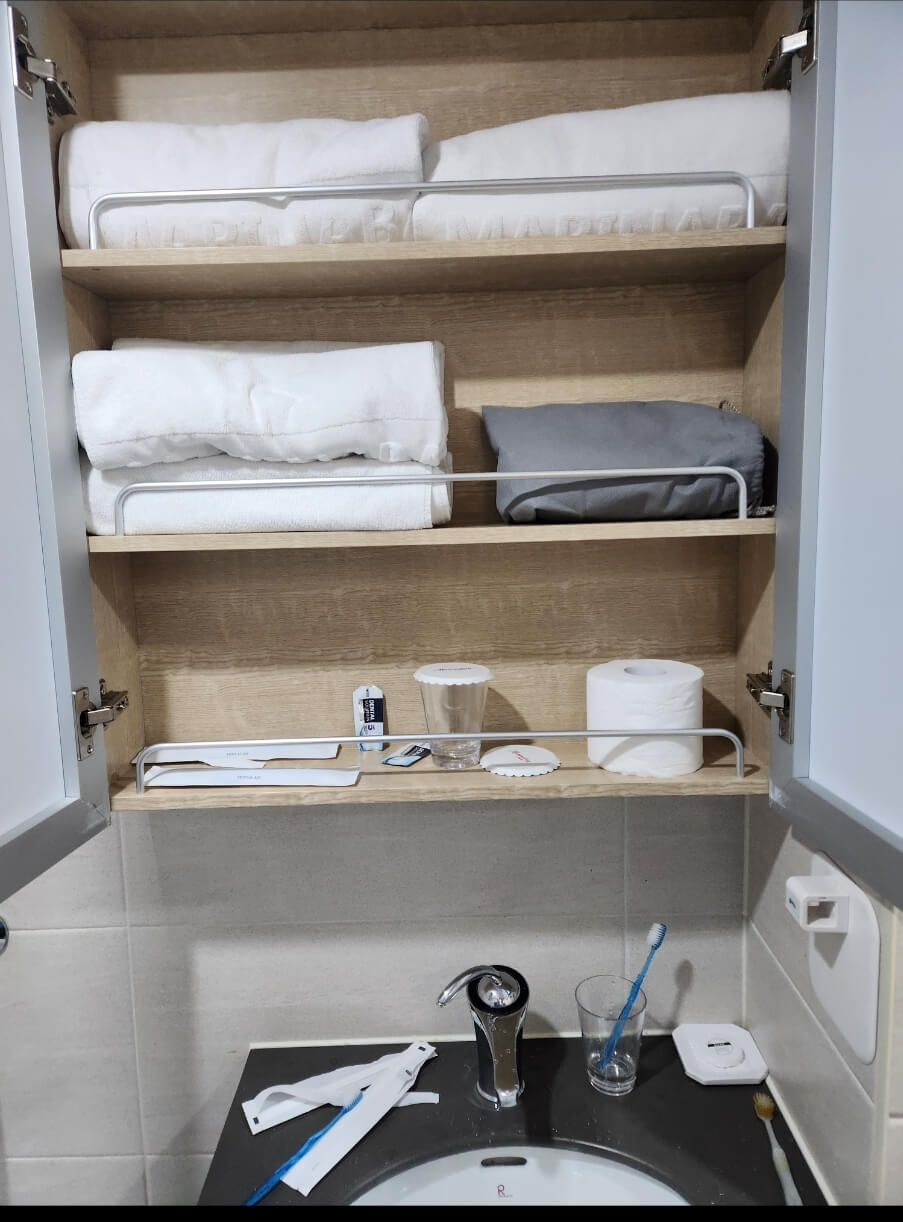 수건&amp;#44; 칫솔 등 세면 용품