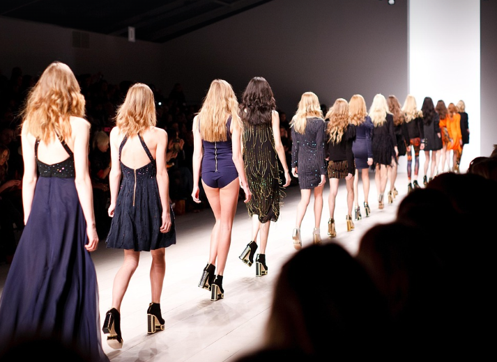 패션쇼의 모습