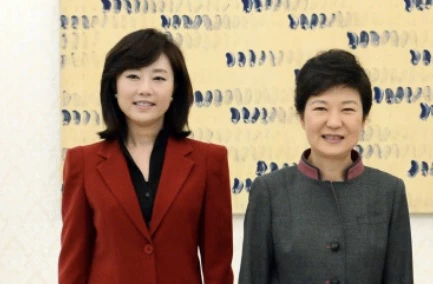 조윤선과 박근혜 사진