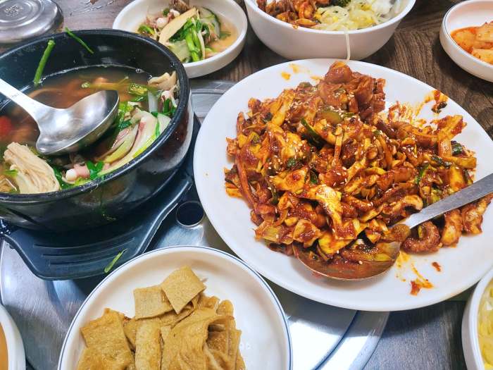 생생 정보마당 마포 공덕 낙지 전골 산낙지 철판 볶음 맛집
