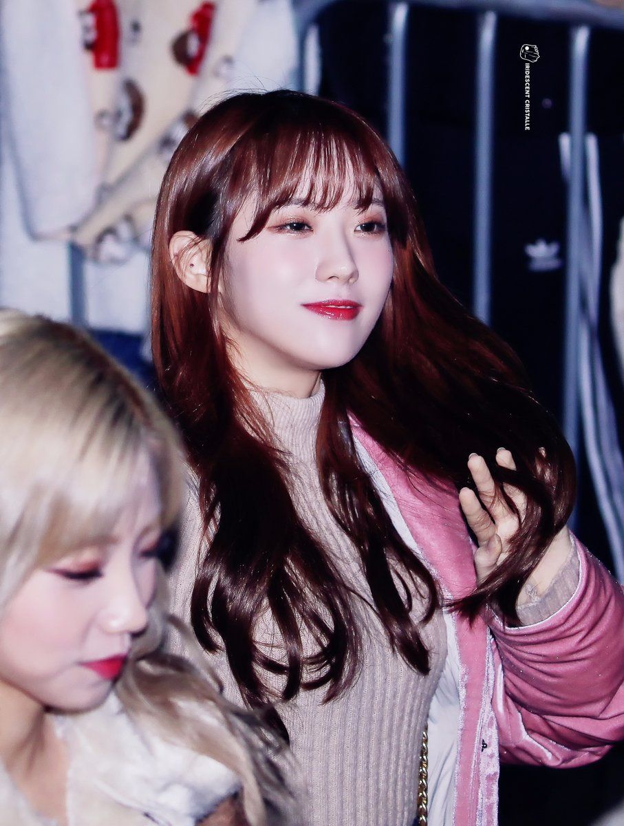우주소녀 루다 인스타그램 사진 몸매