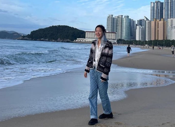 김고은 사복