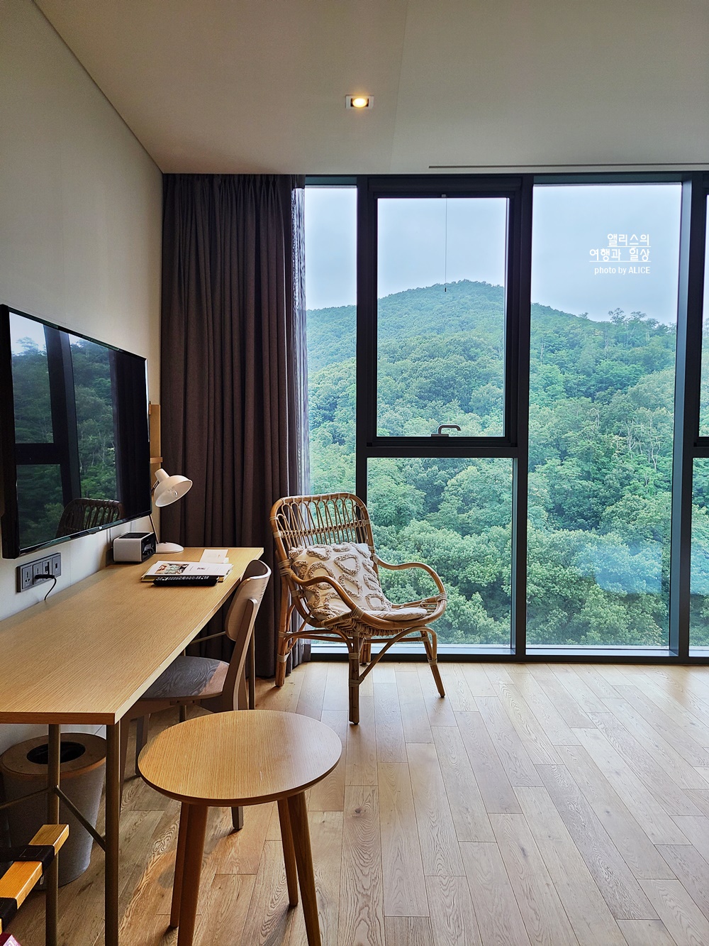 라까사호텔 광명 슈페리어 더불룸 그린 마운틴뷰, 힐링 호캉스 경기도 호텔