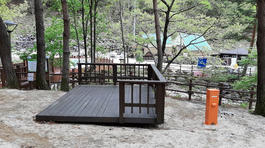 두타산 자연휴양림 야영데크