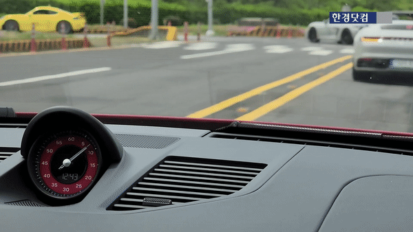 포르쉐 '타이칸 터보 크로스 투리스모'