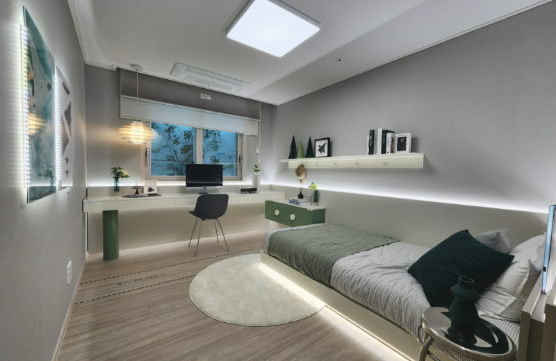 남향 위주 배치와 동간 거리 확보가 계획되어 있으며, 일부 타입은 채광과 통풍을 고려한 구조