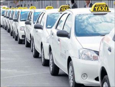 파주콜택시 택시들이 모여있는 모습 이미지