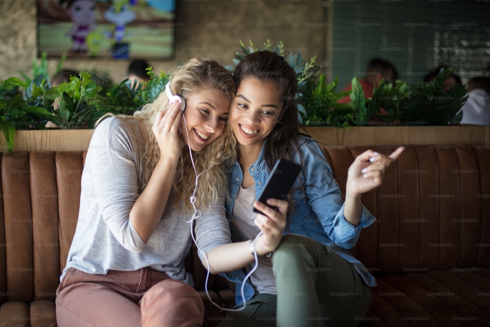 연결과 소통 관련 이미지