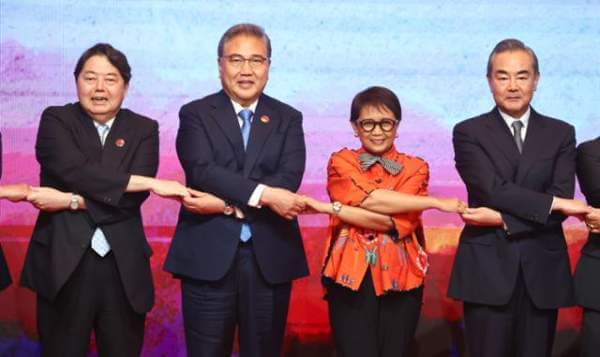 동북아 외교 질서의 분기점