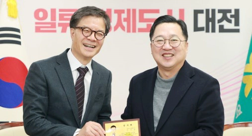 이석봉 프로필 나이 고향 학력 대전광역시 경제과학부시장 평가