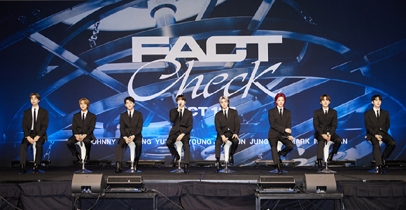 그룹 NCT127이 6일 서울 영등포구 여의도동 콘래드호텔에서 열린 정규 5집 &#39;Fact Check&#39; 발매 기념 기자간담회에서 포즈를 취하고 있다. [사진=SM엔터테인먼트]