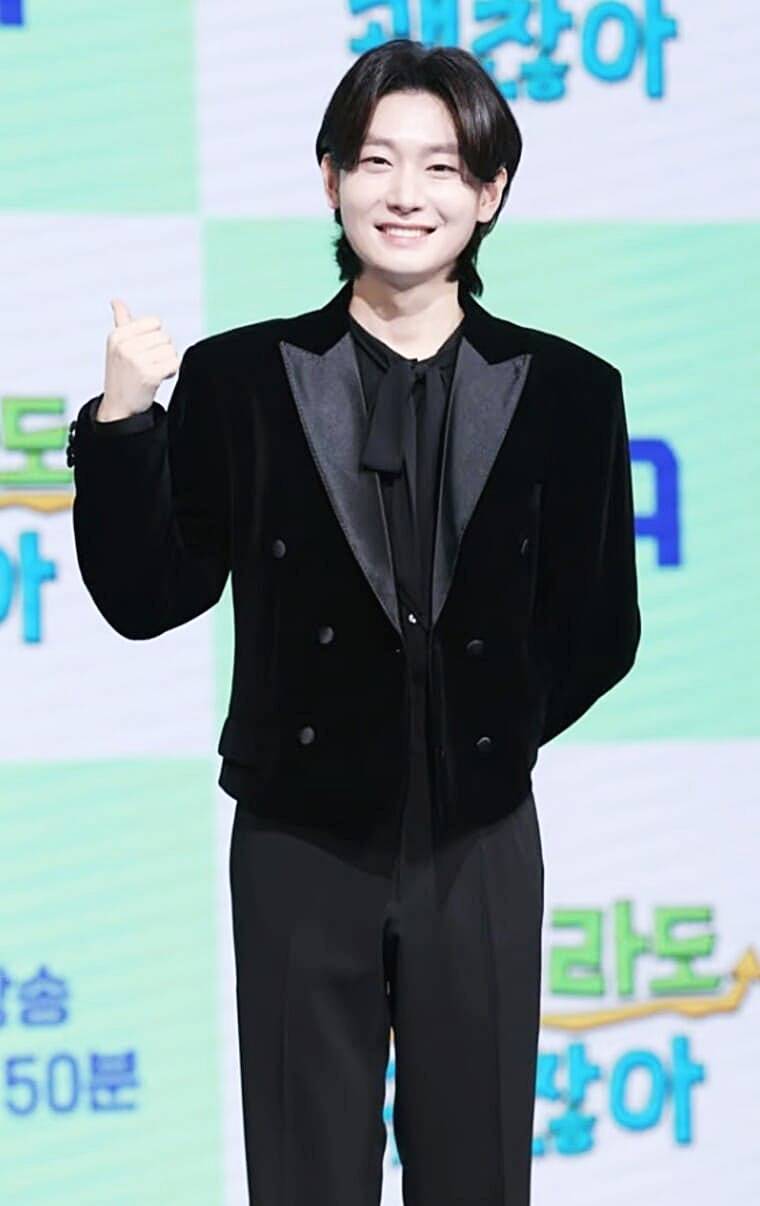 가수-김용빈