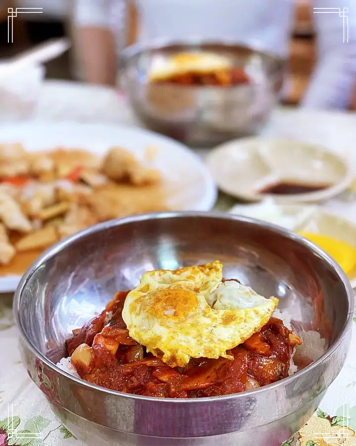 백반기행 40년 전통 달인 노포 중국집 문희경 편 비빔 짬뽕 탕수육 울진 맛집 소개