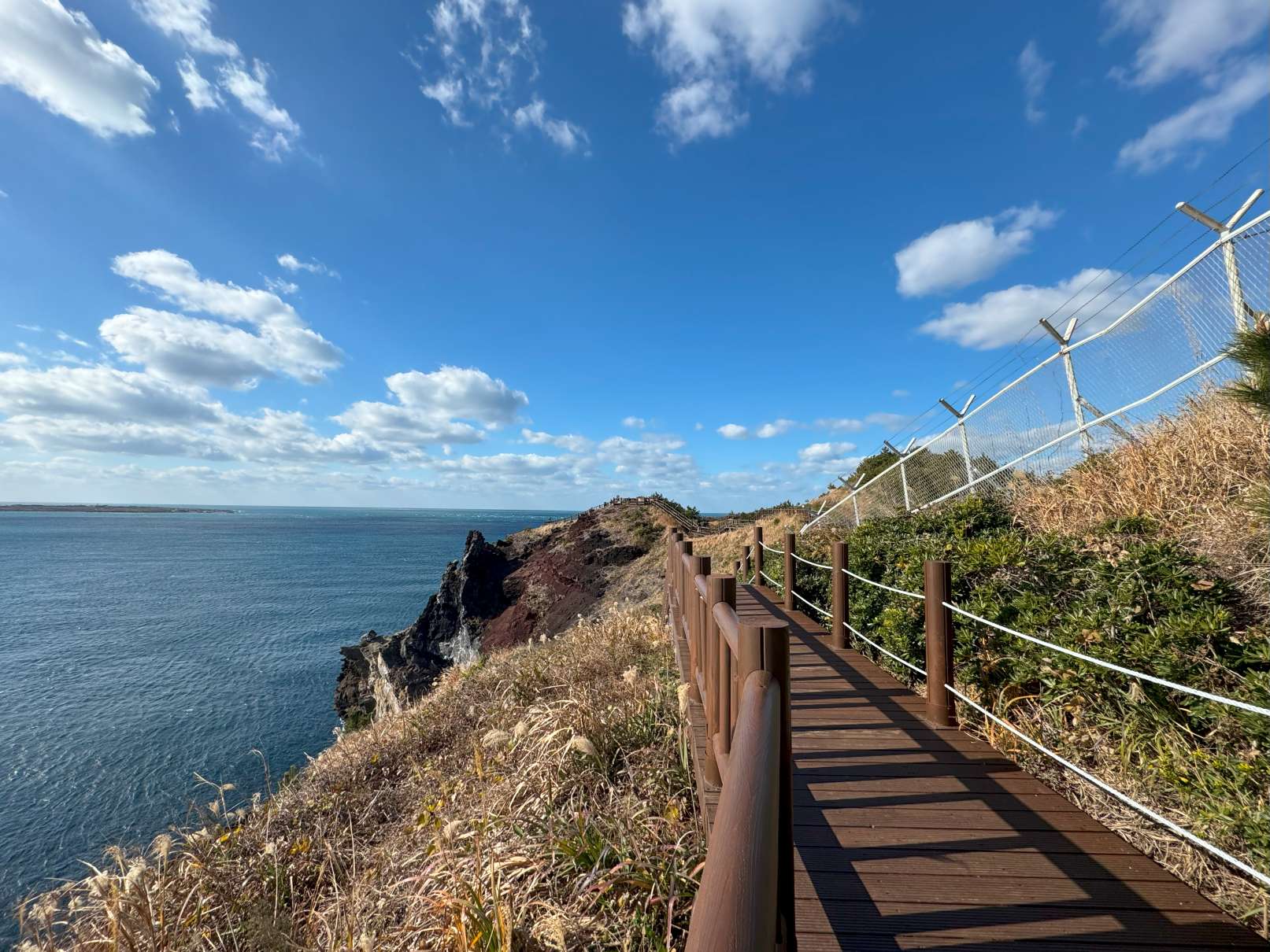 산방산 데크 산책로