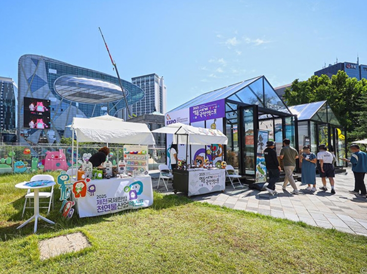 '로컬로 카페트립' 팝업스토어 완전 정복