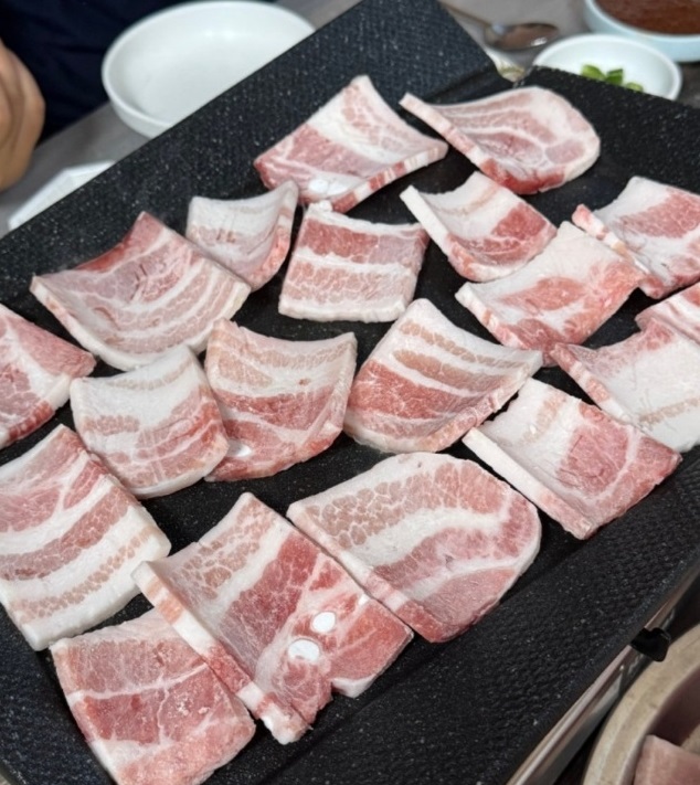 홍성-냉동삼겹살-덕성식당