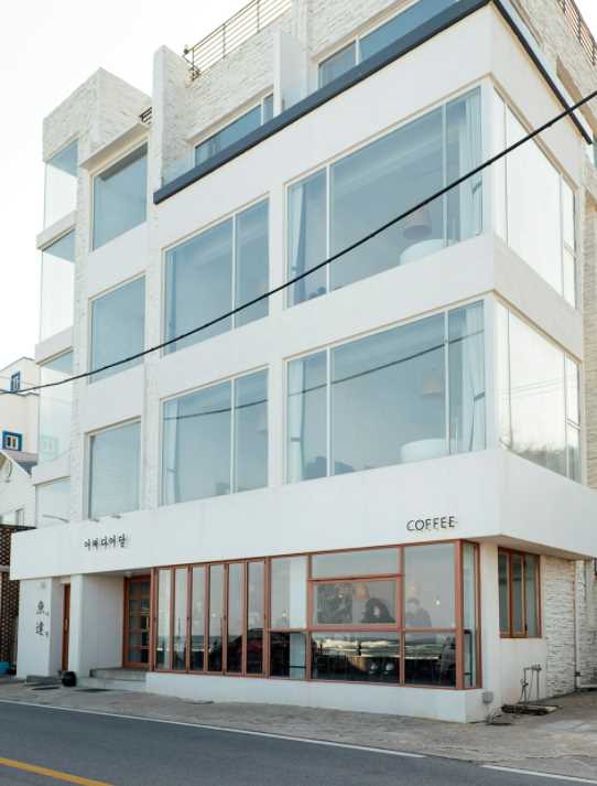 강릉 어쩌다어달 팬션