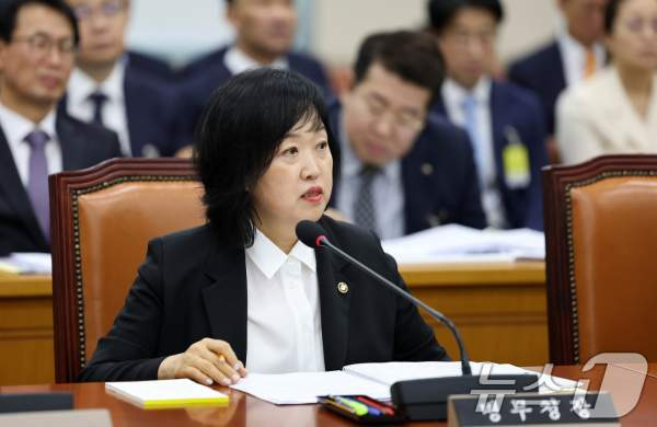 홍소영 병무청장 프로필 총정리｜나이&middot;고향 수원&middot;고려대 학력&middot;남편&middot;두 딸&middot;연봉 1억 5천만원&middot;재산 16억&middot;경력