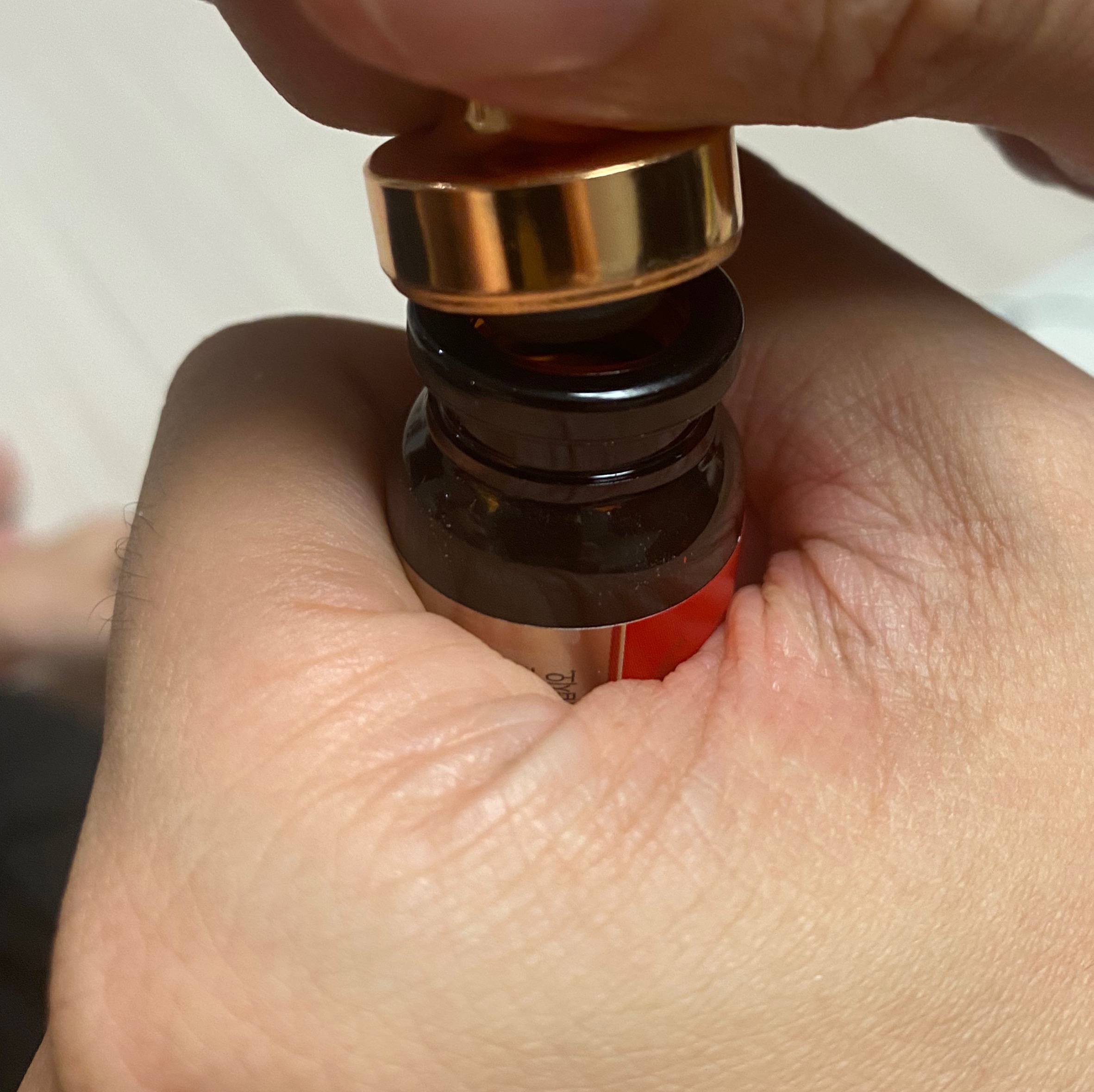 뚜껑을_꺽는_방법