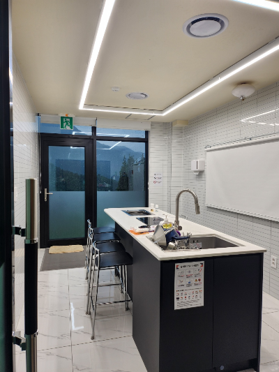 주방이-분리-되어-있는-모습