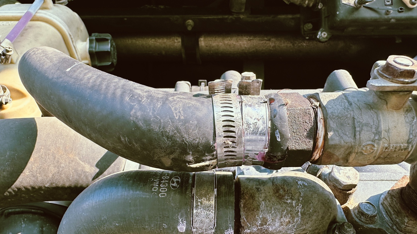 냉각수 또~~ 누수되다..