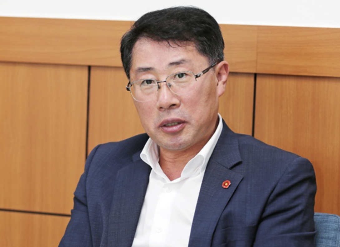 안동우 프로필