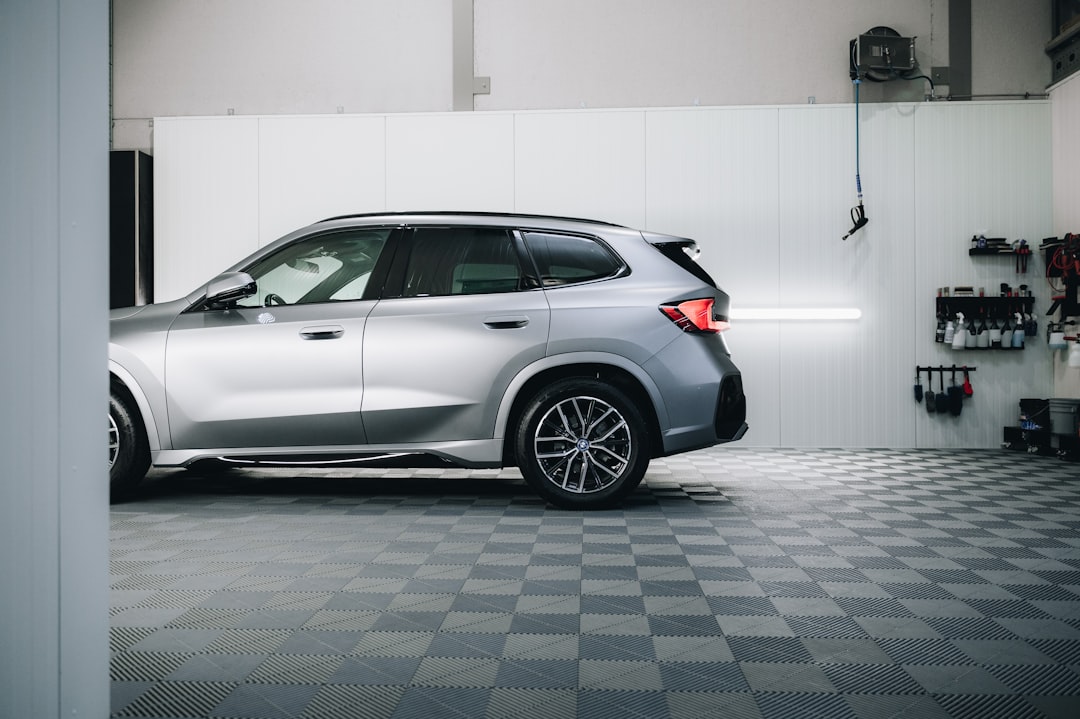 BMW iX1