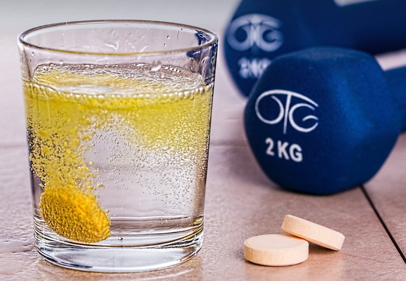 중년여성 영양소 비타민 사진