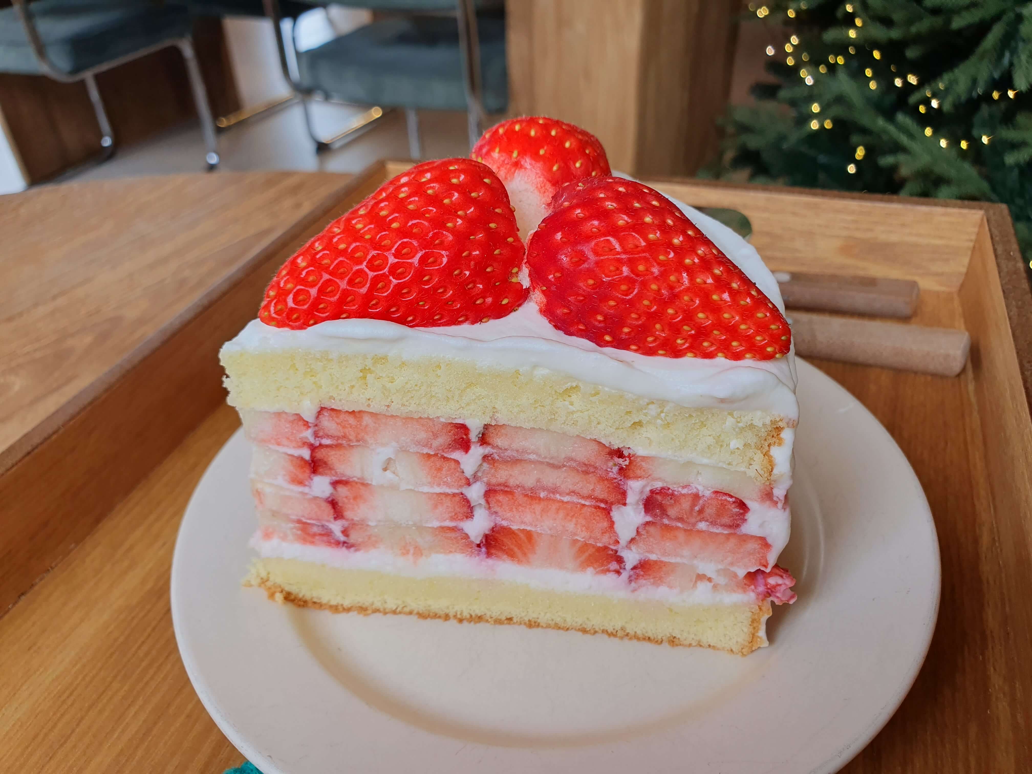 기장 일광읍(일광해수욕장) 까페 라이프라이크-딸기케이크