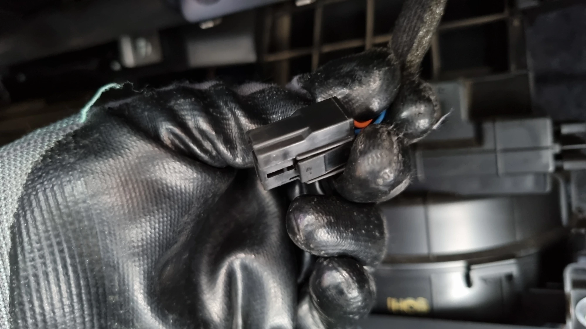 전원잭 분리 모습