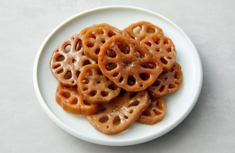 쓴맛 없이 달콤하게 요리한 연근조림 완성 모습