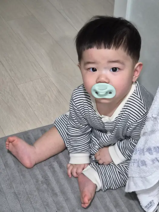 작년 가을에 사서 올 봄까지 잘입고 있는 실내복