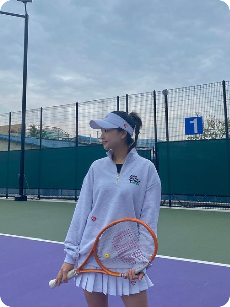 손연재 테니스하는 모습