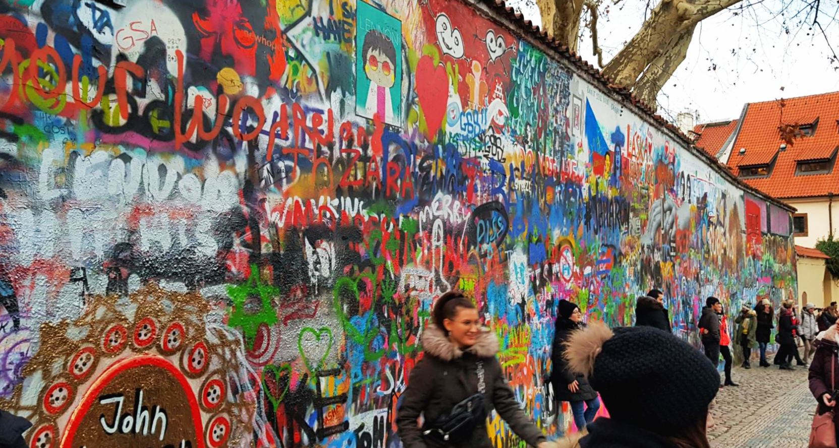 프라하 레넌 벽