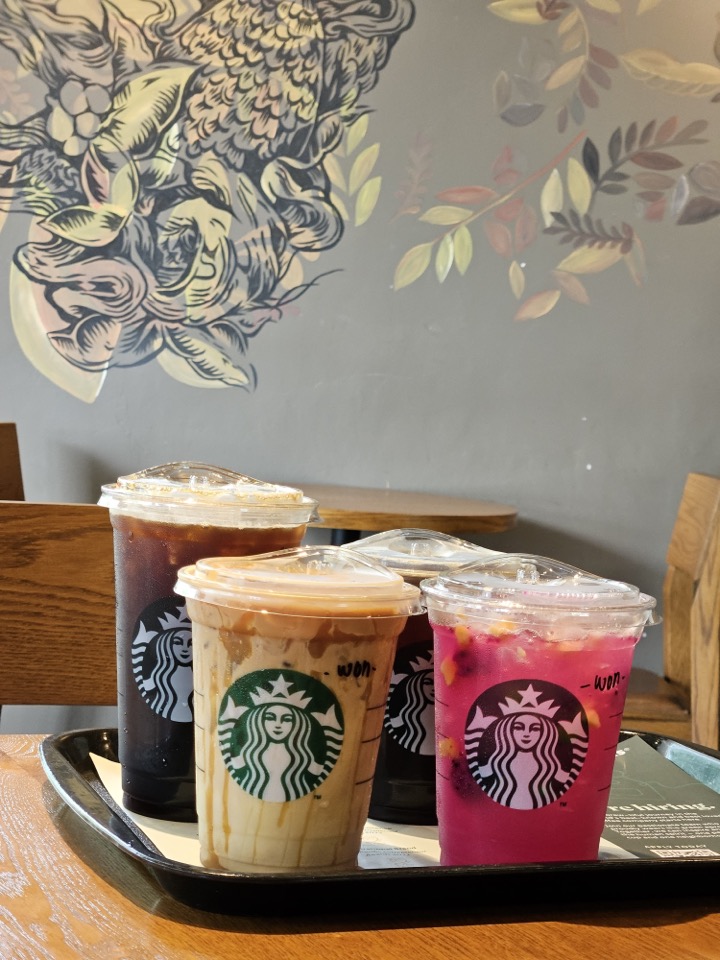 메디니몰-스타벅스