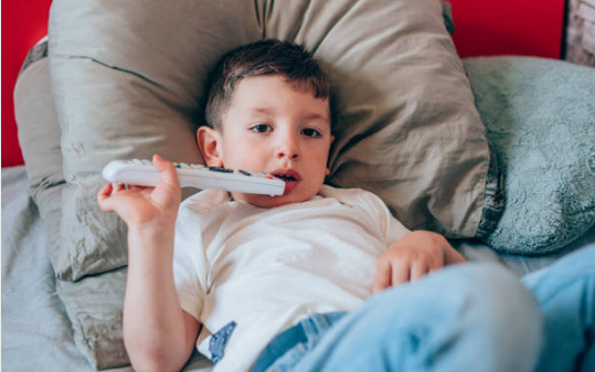 kindergarten child screen time