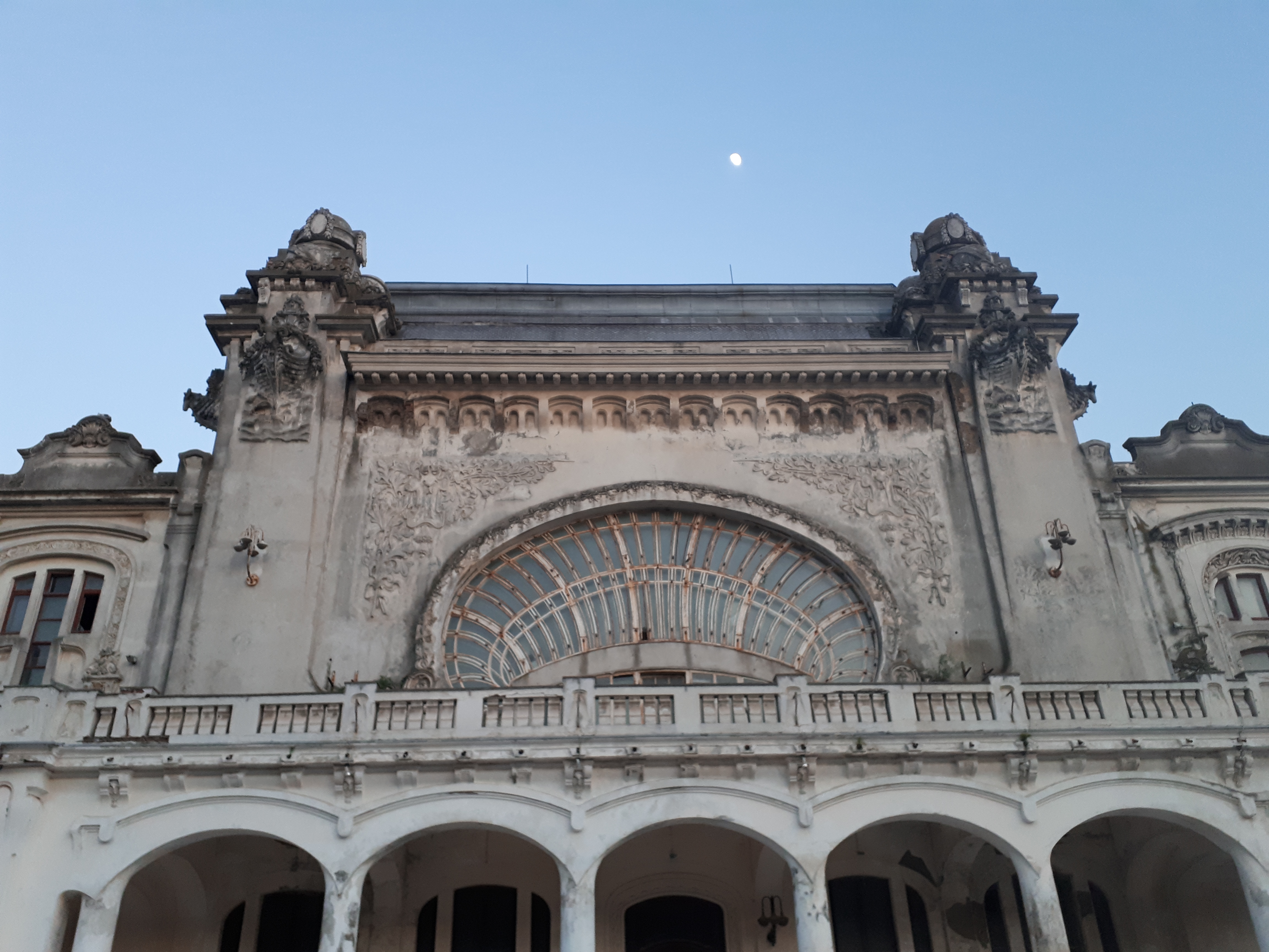 루마니아 콘스탄차 카지노와 달