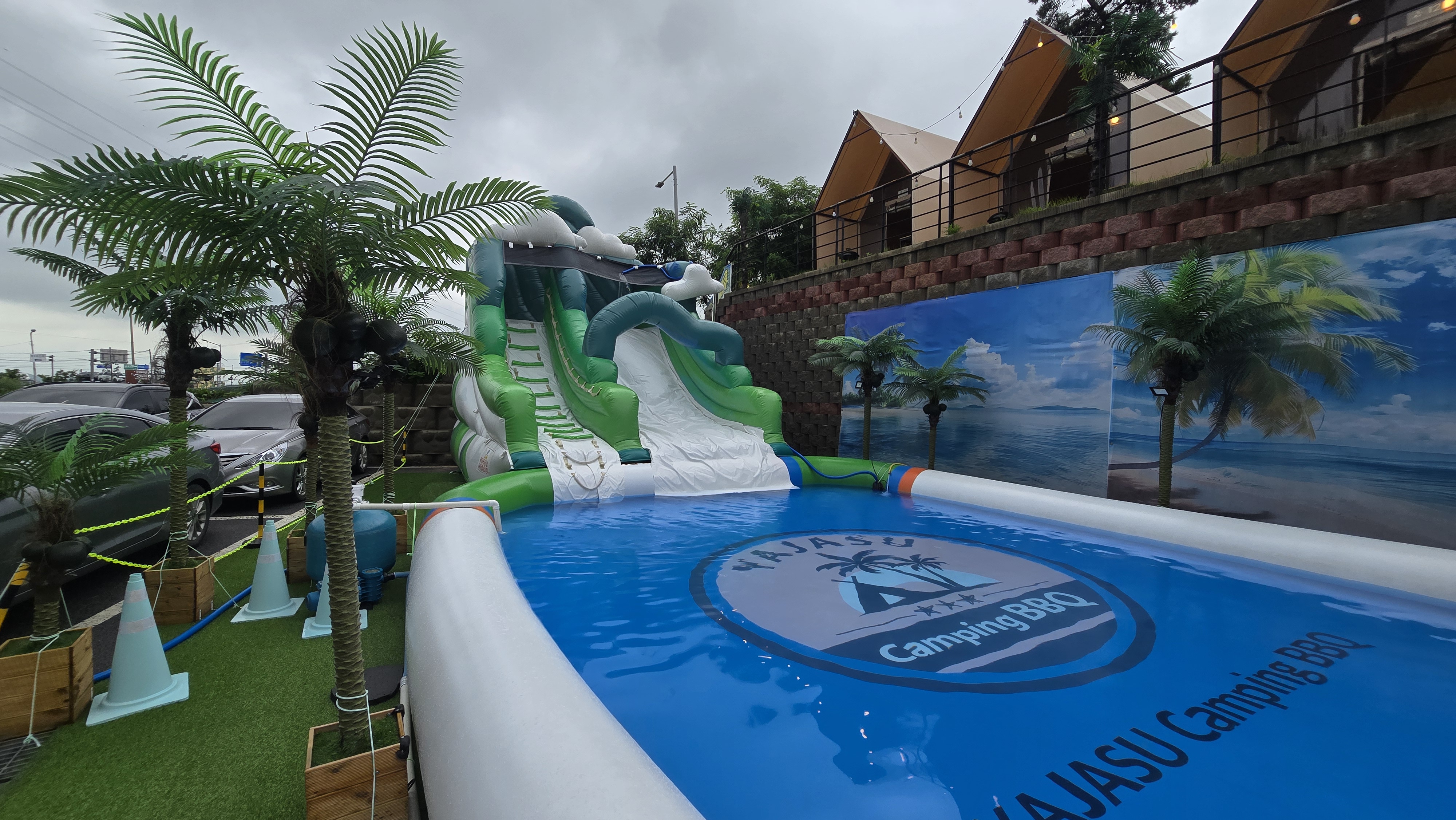 야자수 캠핑 바베큐 수영장사진 2