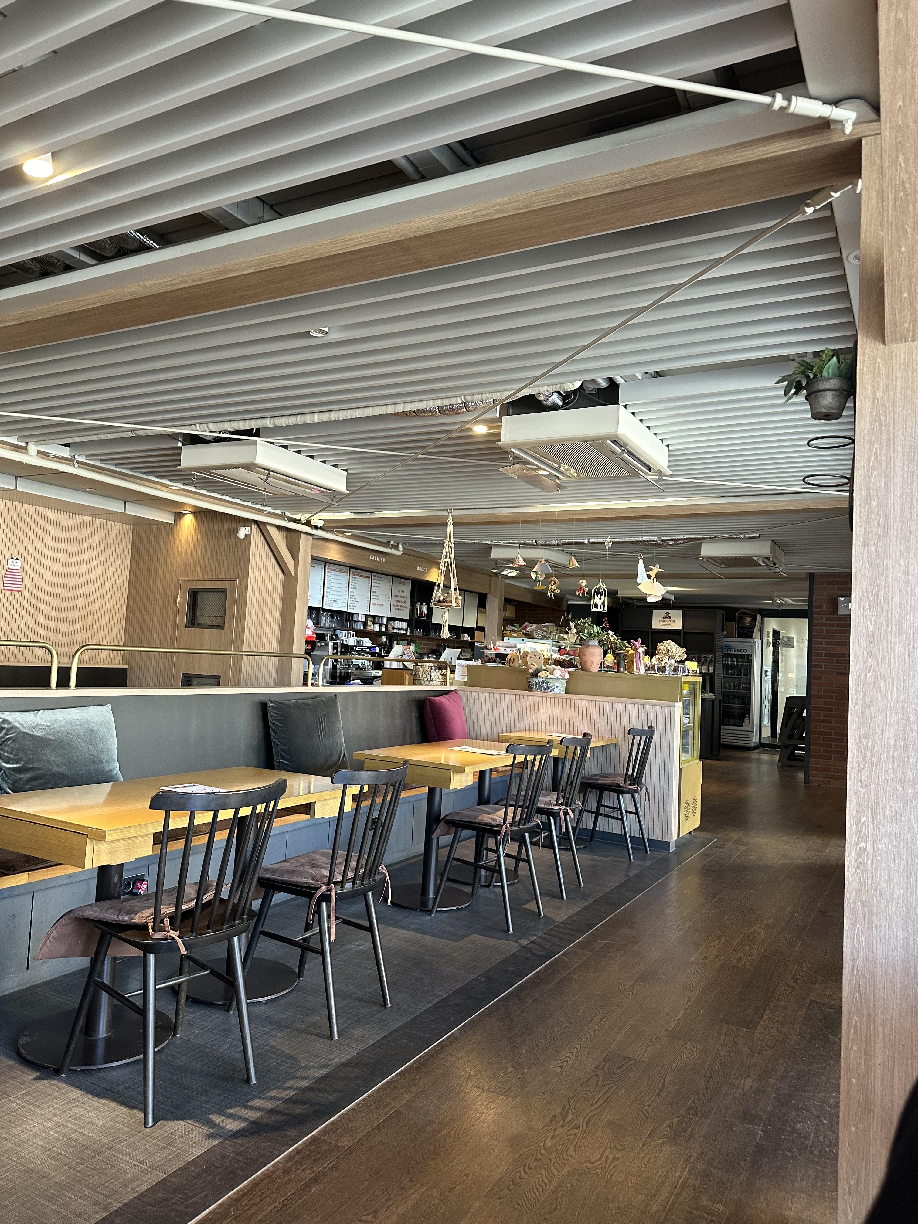 모차르트 의자테이블 