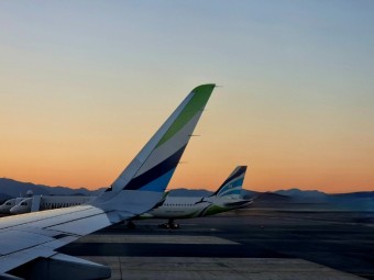 공항에서의 첫날