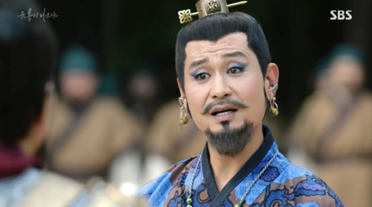 박혁권 1인2역