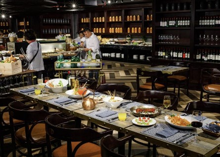 나트랑-응온갤러리-해산물뷔페