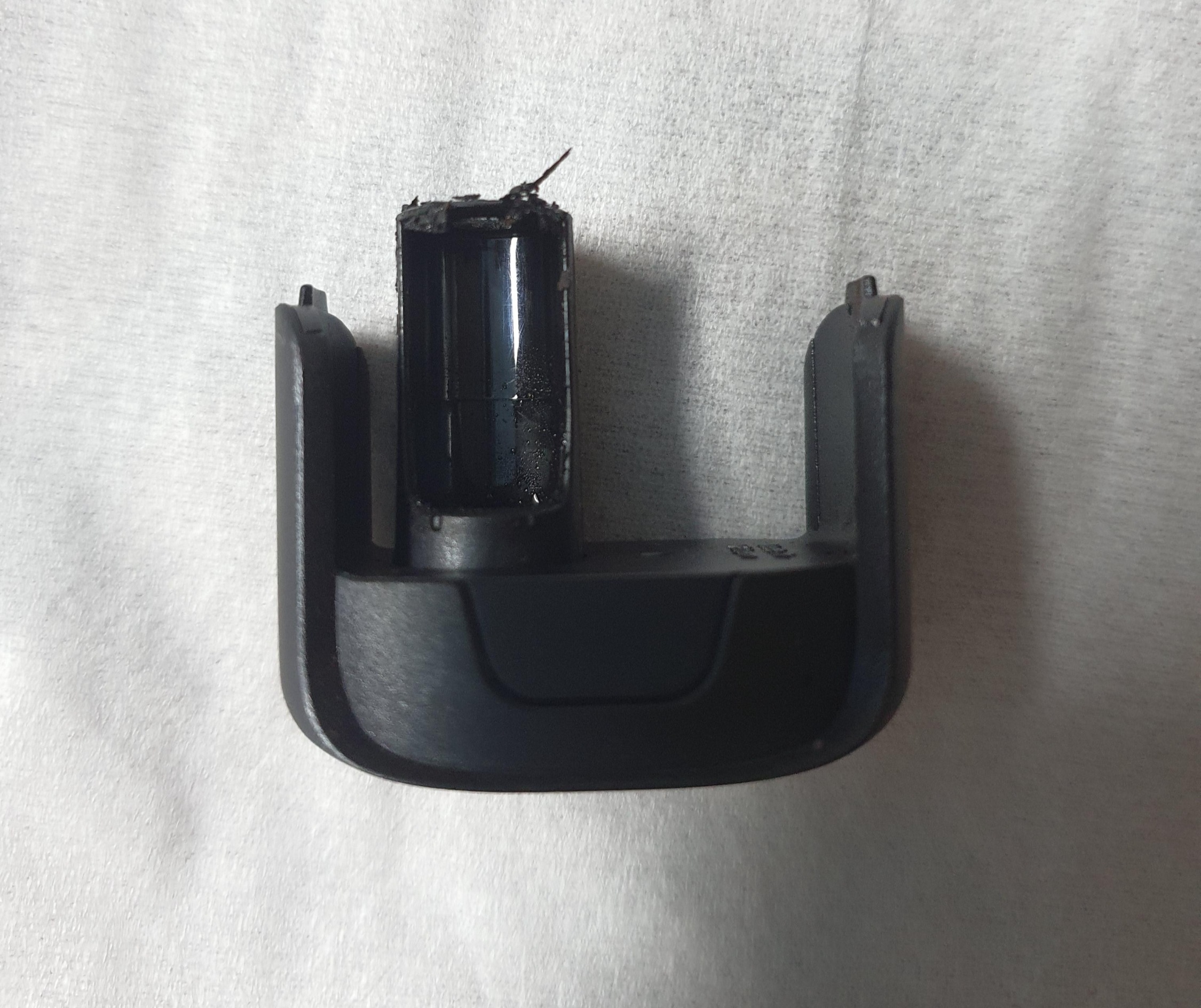 전자담배 캡 찌꺼기 사진